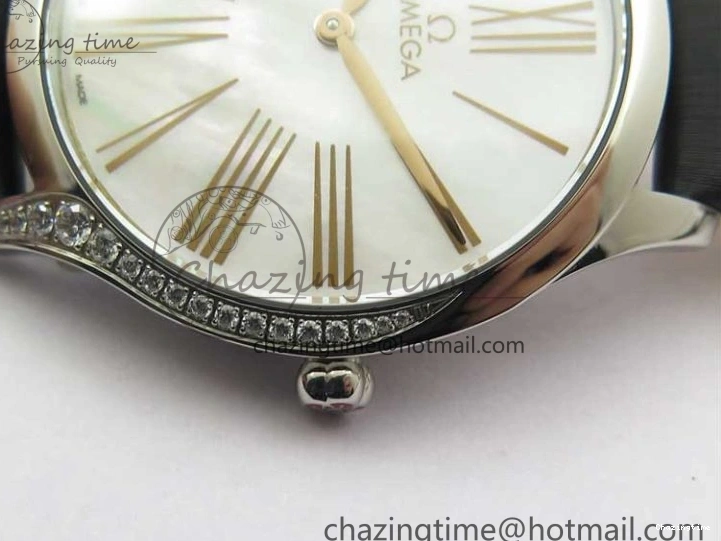 0116 StreetReady Ladies’ De Ville Trésor Diamond SS 3AF 1:1 Best Edition White MOP Dial RG Markers On Black Fabric strap Swiss Quartz 7884